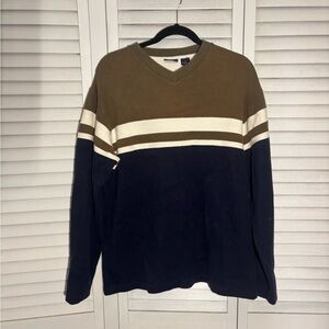 Cherokee Men's V-Neck Sweater in Brown and Navy